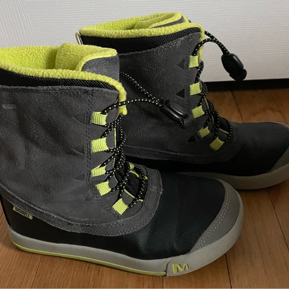 MERRELL Insulated Winter Snow Boots- Kids Size 1 - Picture 2 of 6